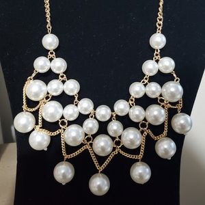 NYC elegant necklace